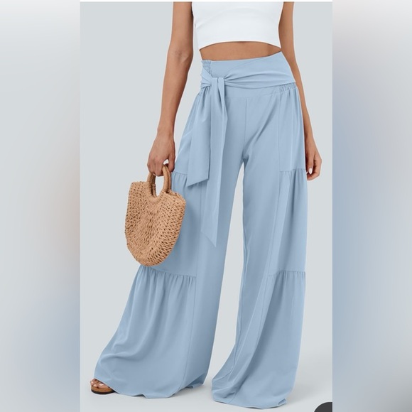 NWT Halara Breezeful™ High Waisted Shirred Tie Front & Back Wide Leg Pants Med - Picture 1 of 5